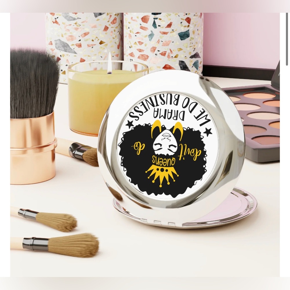 Nip Graphic Custom Designed "Queens Don't Do Dram… - image 3